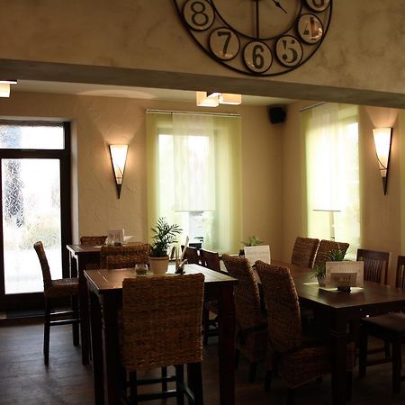 Hotel - Bistro - 3-Eck Merchweiler Extérieur photo
