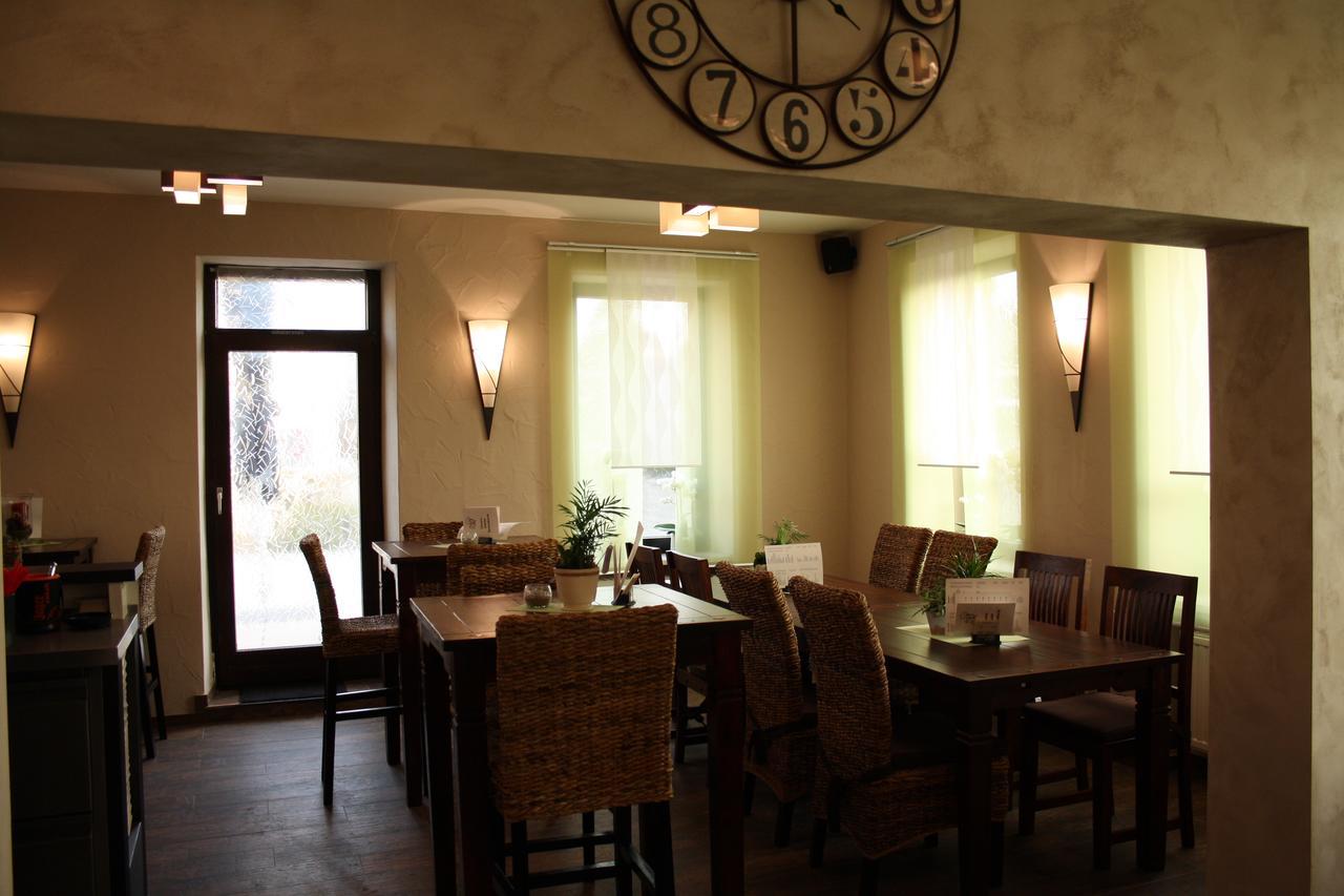 Hotel - Bistro - 3-Eck Merchweiler Extérieur photo