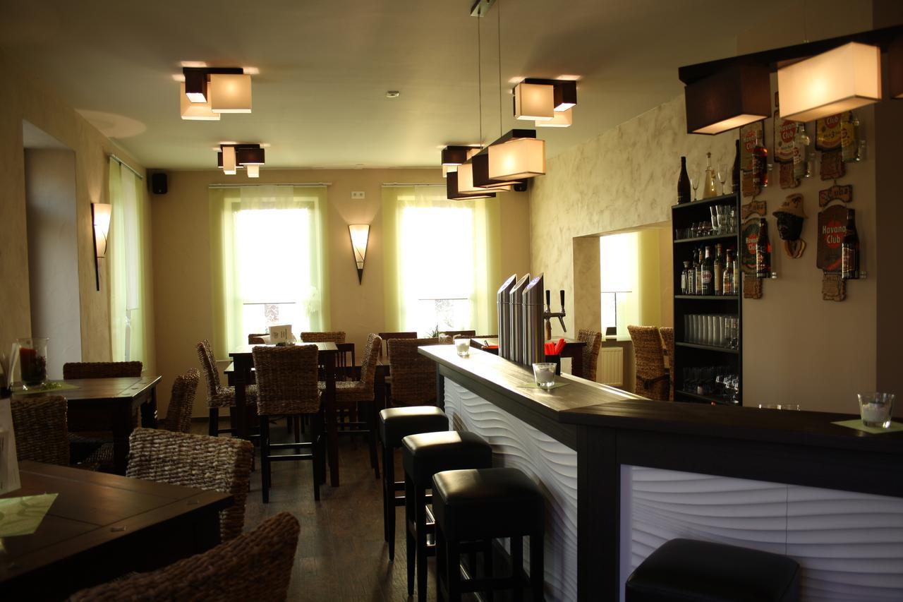 Hotel - Bistro - 3-Eck Merchweiler Extérieur photo